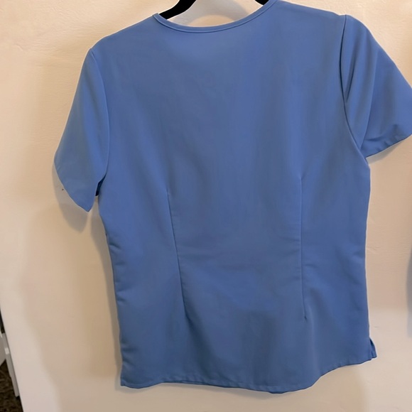 Figs blue scrub set. PO# 1805 and PO# 1383 - Picture 3 of 11